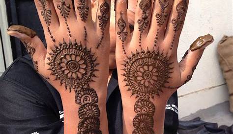 Indian Girl Hand Tattoo Woman s With Black Mehndi Stock Image Image Of Culture