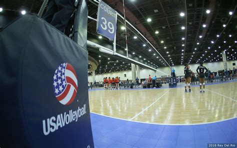 Volleyblog Seattle NCAA Olympic HS Coach wins national NCAA