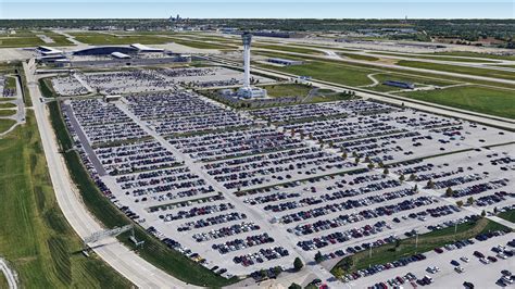 indianapolis intl airport parking
