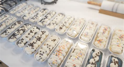 Individual Mini Cake Pans