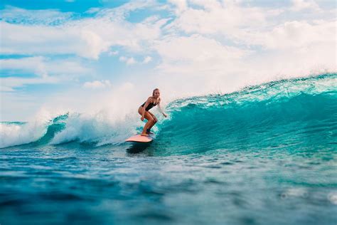 indonesia boat surf trip