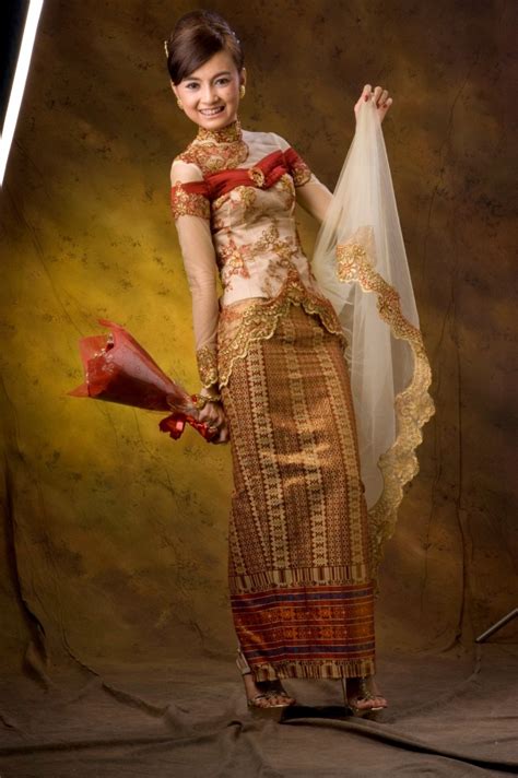 indonesia costume for female