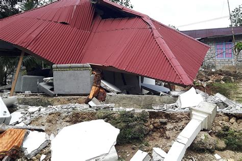 indonesia earthquake death toll 2019