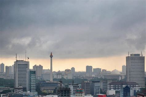 indonesia to move capital away from jakarta