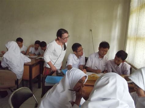 Indonesian teacher group activity