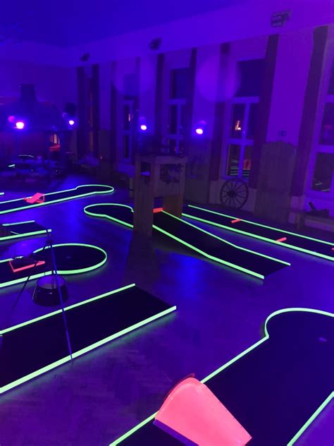 indoor minigolf in de buurt van mij