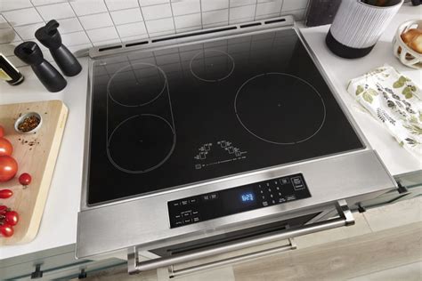 Induction Range With Bridge