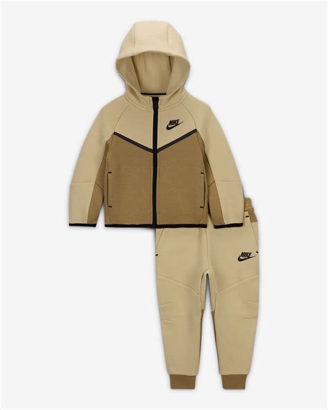 infant nike tech fleece