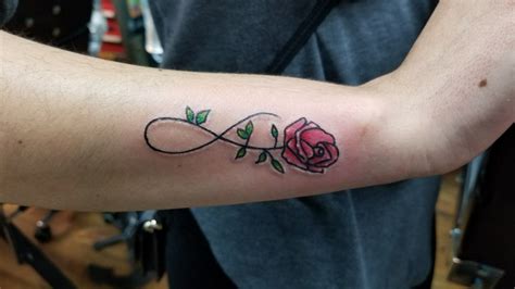 Inspiring Infinity Rose Tattoo Designs References