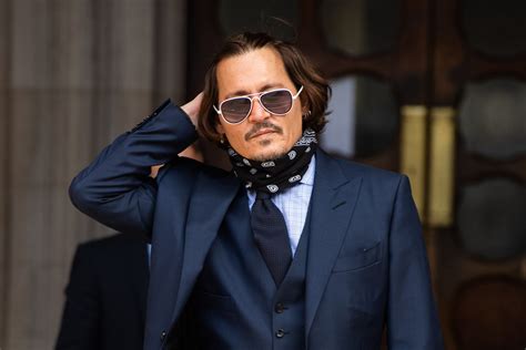 information on johnny depp