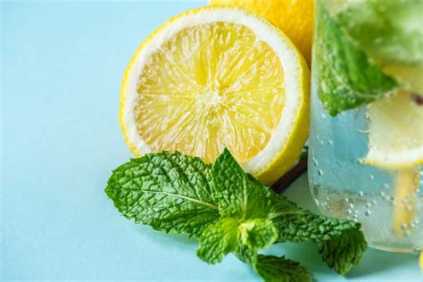 Temukan Manfaat Air Infus Lemon yang Jarang Diketahui Yang Perlu Anda Tahu