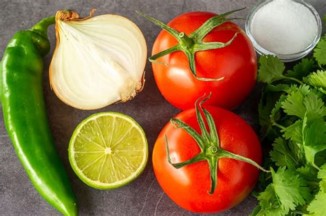 ingredientes del pico de gallo