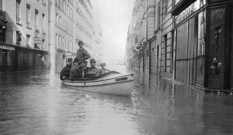 Les inondations de Paris en 1910. Vintage photography