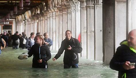 DIAPORAMA Italie Venise sous l'eau après une violente