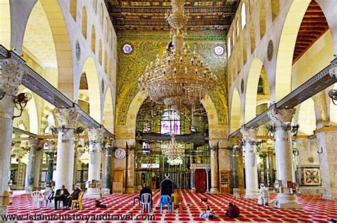 inside of masjid al aqsa