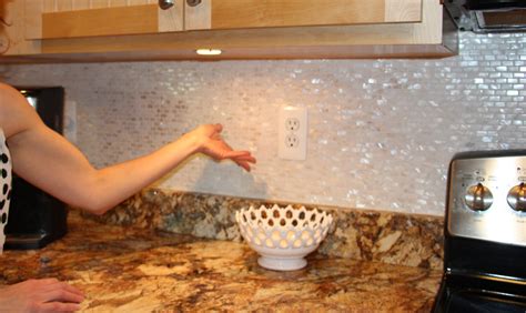home.furnitureanddecorny.com:install backsplash kitchen