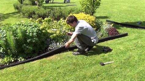 Install Rubber Garden Edging
