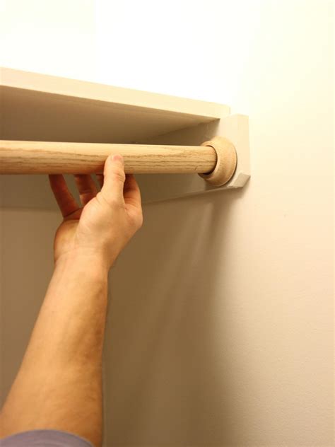 installing a closet rod