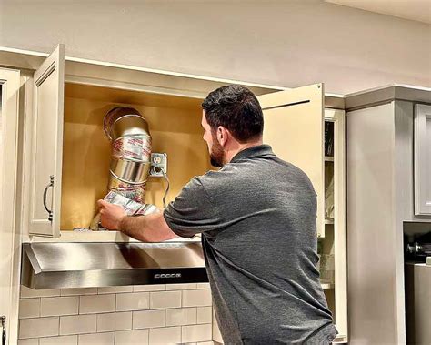 Installing A Range Hood Vent Ducting