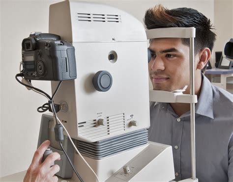 instrument for eye examination