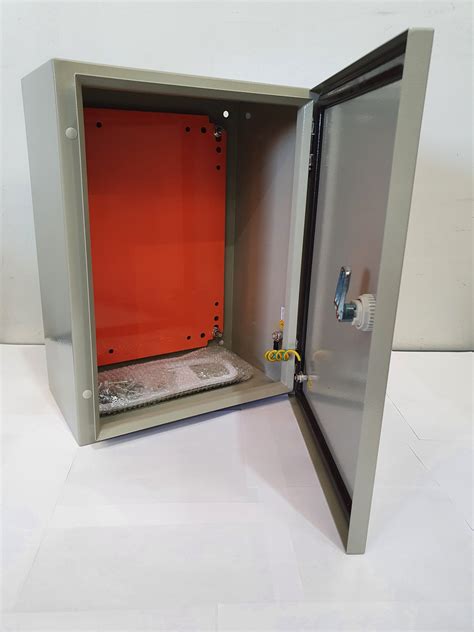 insulated enclosure with glass door