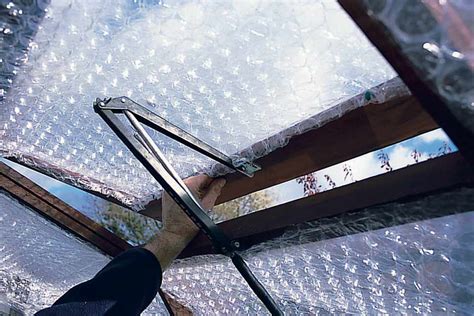 insulating a greenhouse