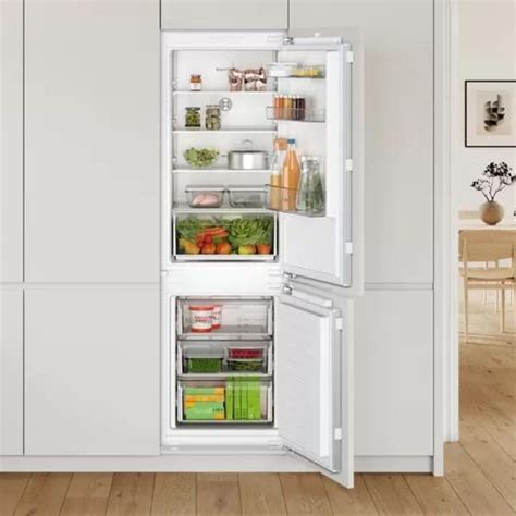 Integrated Fridge Freezer Bosch