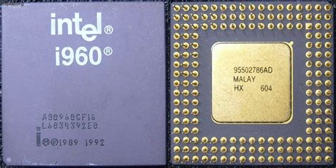 The complex history of the Intel i960 RISC processor
