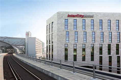 intercityhotel berlin hauptbahnhof telefon