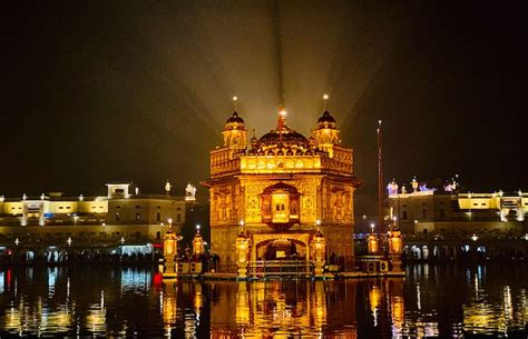 interesting facts about the golden temple