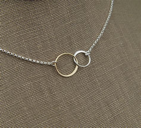 interlocking rings necklace