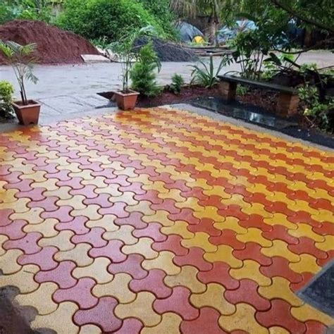 Interlocking Tiles Colour