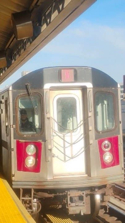 Intervale Avenue Bowling