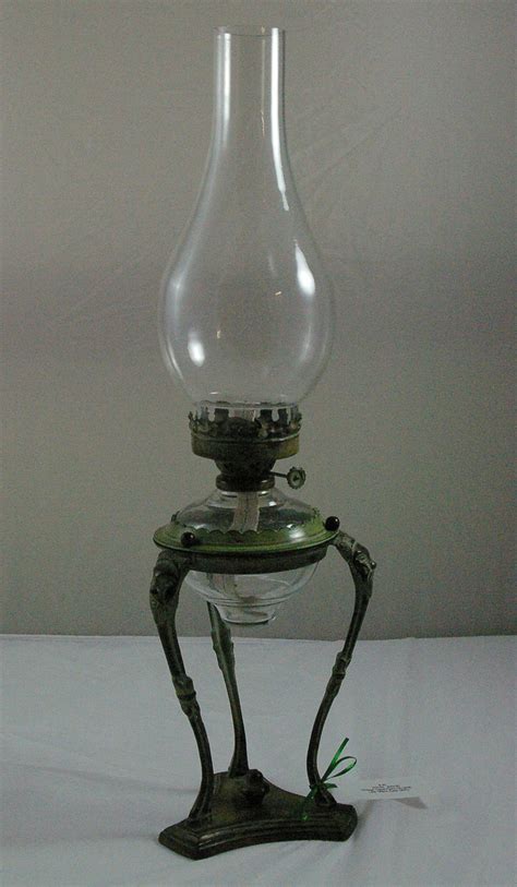 invention of oil lamps