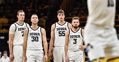 iowa basketball roster 2020 2021