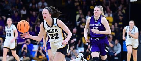 iowa vs uconn women's basketball