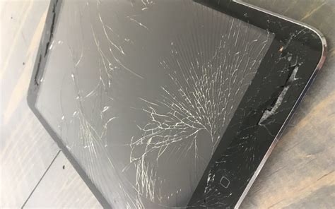 ipad screen crack