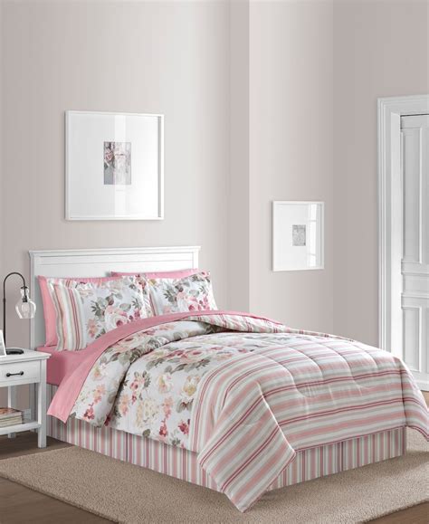 Irene Comforter Set