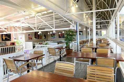 Discover the Ultimate Culinary Experience at Iris Cafe: A Gourmet Delight Awaits