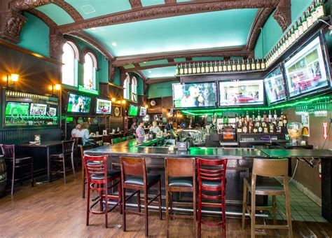 irish pub near me within 1 mi