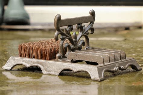 Iron Boot-Scraper Definition