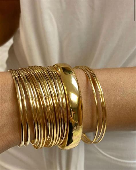 Is A Bangle A Bracelet