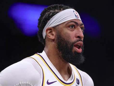 is anthony davis leaving the lakers