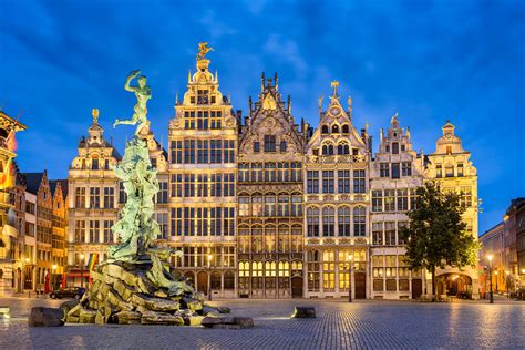 is antwerpen een stad