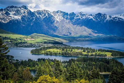 is april a good time to visit new zealand