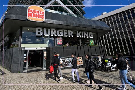 is burger king closing in canada