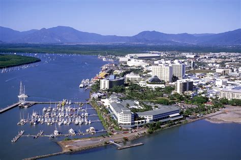 is cairns a city