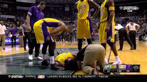is d'angelo russell hurt