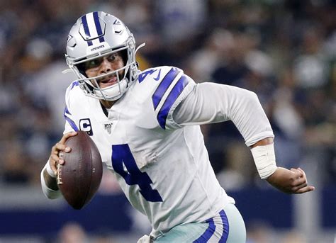 is dak prescott going to play for cowboys