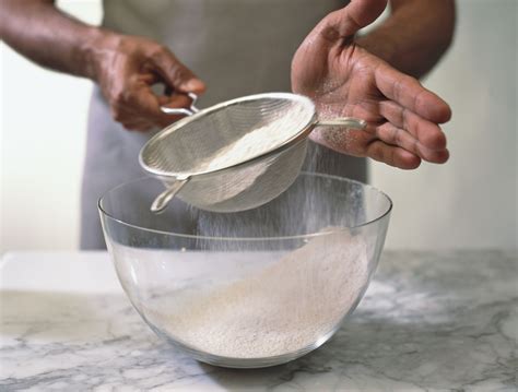 is flour sifted before or after measuring